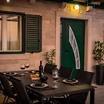 Secluded Bracuta With Swimming Pool * Pucisca