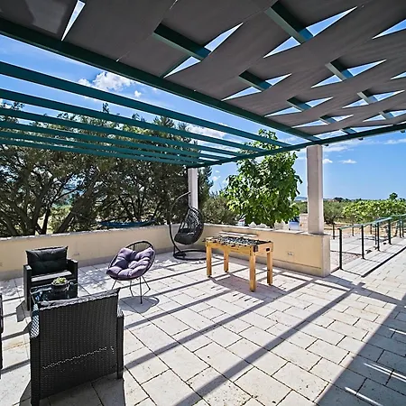 Tatil Evi Secluded Bracuta With Swimming Pool Pucisca