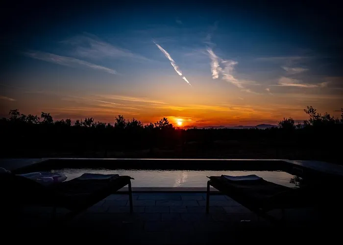 Holiday home Secluded Bracuta With Swimming Pool *